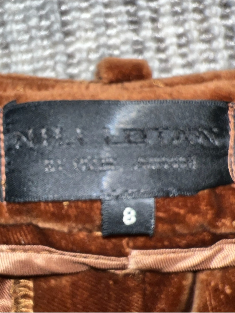 Nili Lotan Derek Cognac/Brown Velvet Flare Mid Rise Cropped Pants - size 8- Nwot - Picture 6 of 10